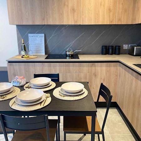 Broadway By The Sea Apartment เซนต์พอลส์เบย์ ภายนอก รูปภาพ