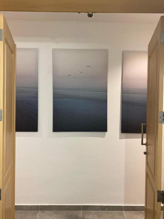 Broadway By The Sea Apartment เซนต์พอลส์เบย์ ภายนอก รูปภาพ